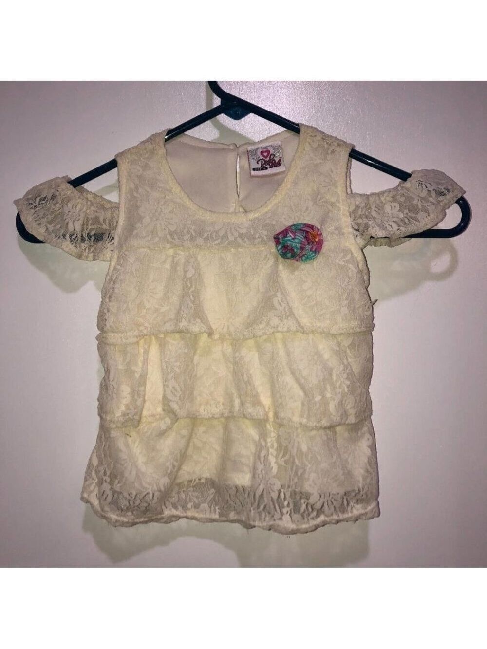 Nwot Girl's Real Love cold shoulder top Size 4